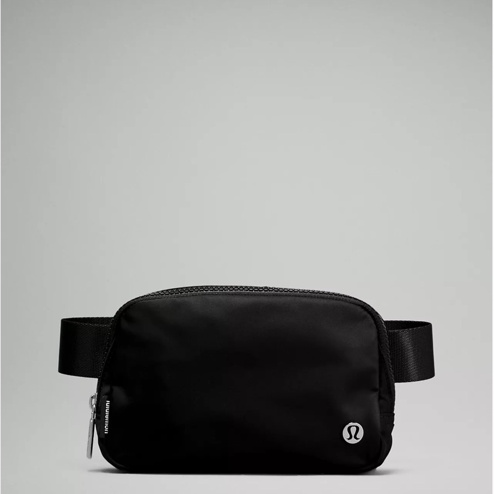 Everywhere Belt Bag 1L